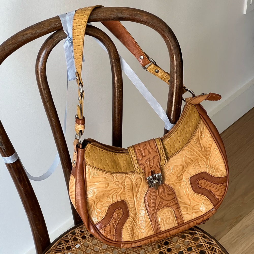 Vintage leather bag